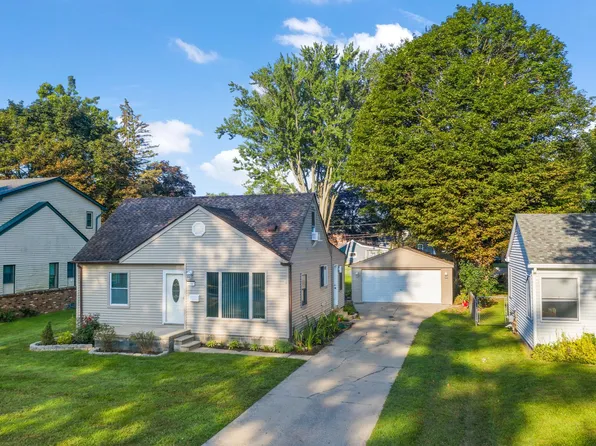 45447 Platt St, Utica, MI 48317