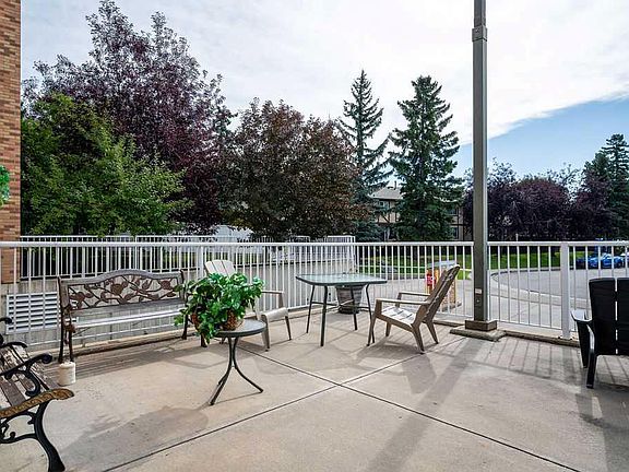 2nd image of 165 SE Manora Pl NE #439
