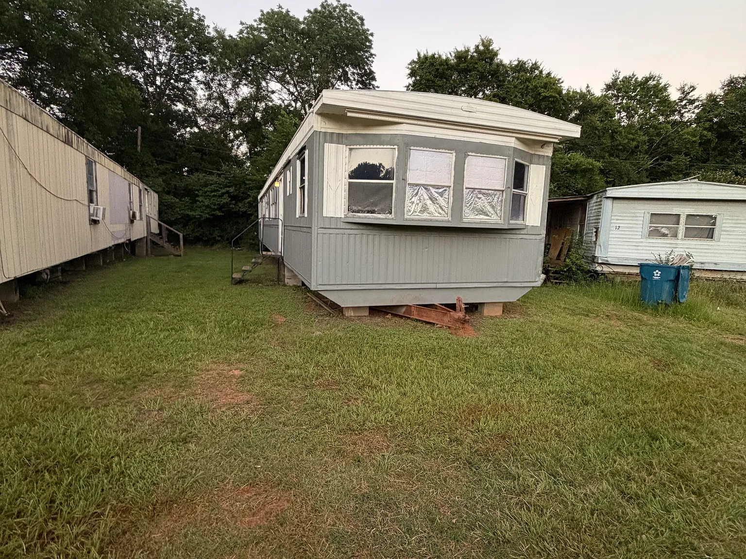 2 bed, 1000 sqft, $900 — Photo 1