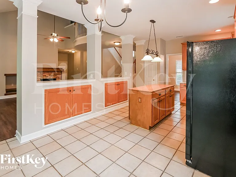 5611 Branthurst Dr — Photo 7