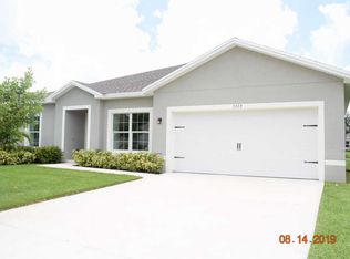 5373 Oakland Lake Cir, Fort Pierce, FL 34951
