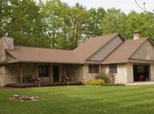 N4622 Blue Heron Ln, New London, WI 54961