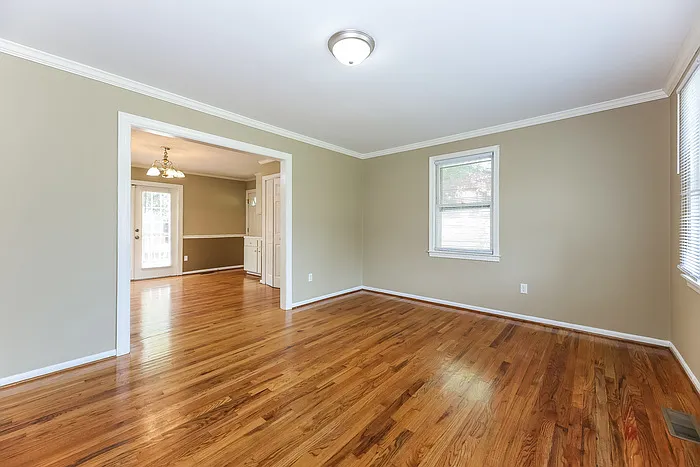 24 Prestbury Dr — Photo 2