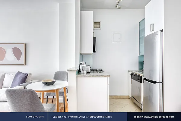 Rented by The Blueground | media 22