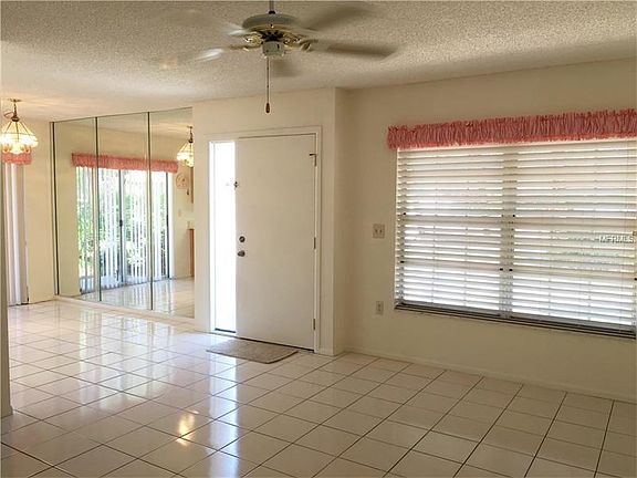 3rd image of 729 N Jefferson Ave #729