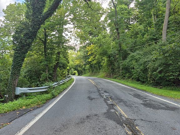 5th image of 265 Mountain View Rd