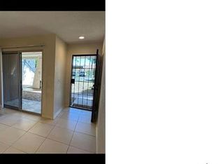 575 N Villa Ct UNIT 111, Palm Springs, CA 92262