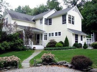 18 Harrison Ln, Lakeville, CT 06039