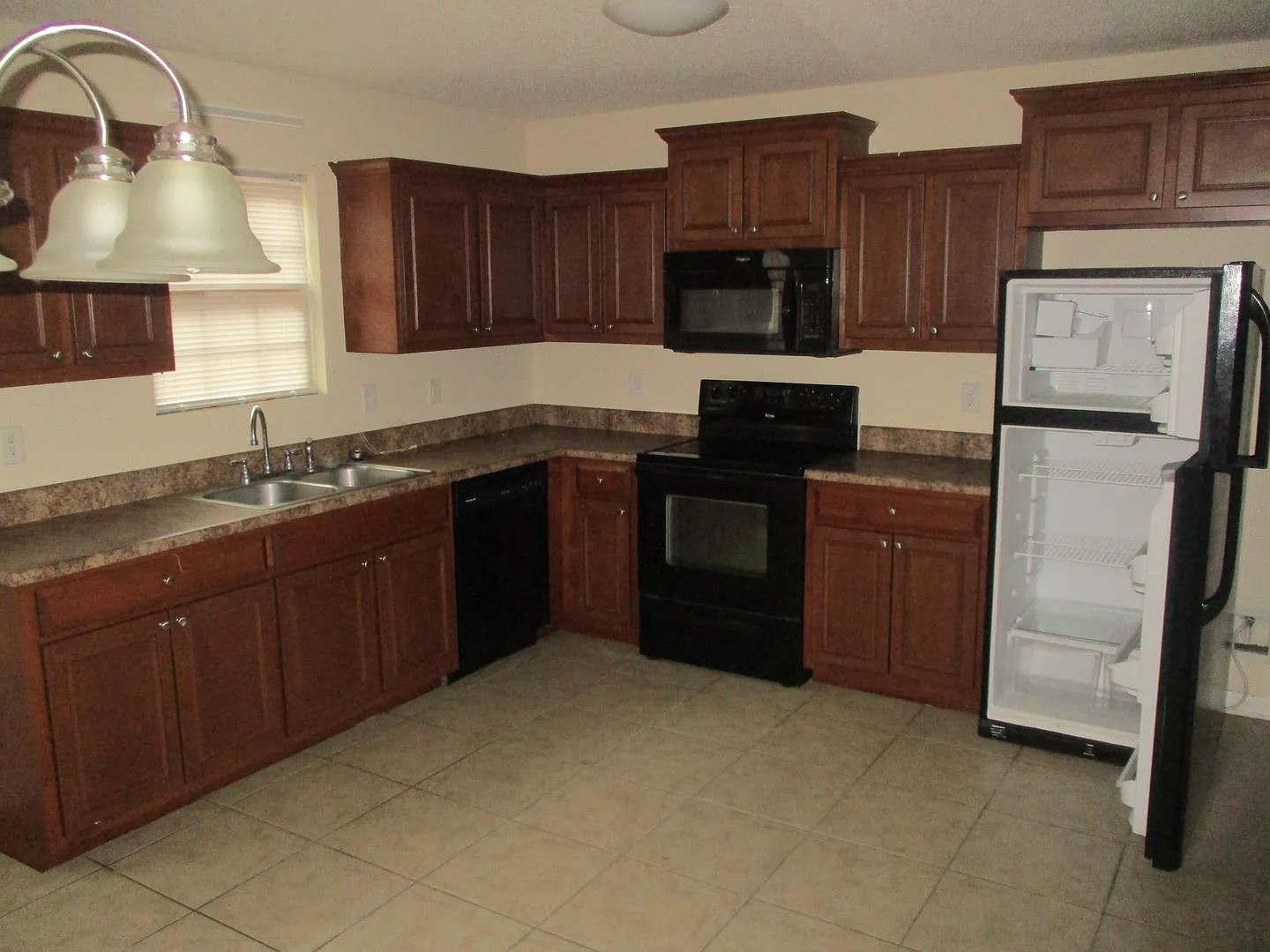 Glade Ln., 224 — Photo 2