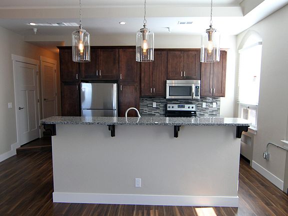 2nd image of 623 S Wolcott St APT 209