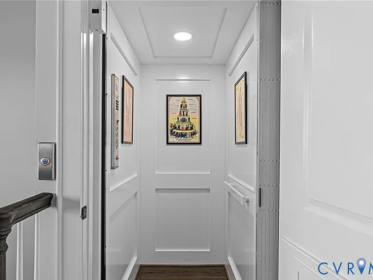 444 W 6th St — Photo 24