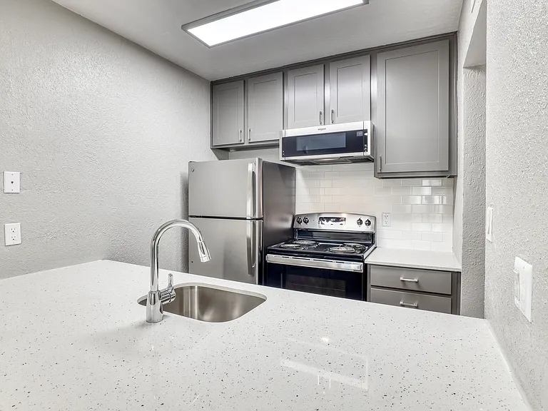 Senara Apartments — Photo 30