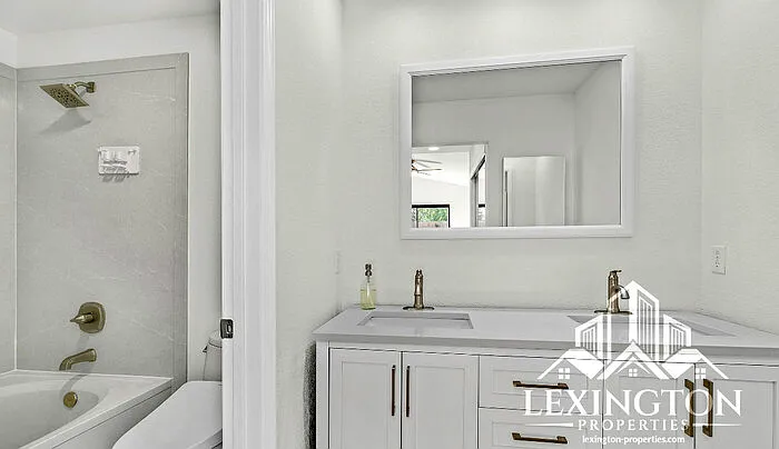 3320 Saxonville Way — Photo 9
