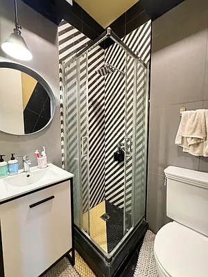 Rented by Pear NYC LLC | media 7