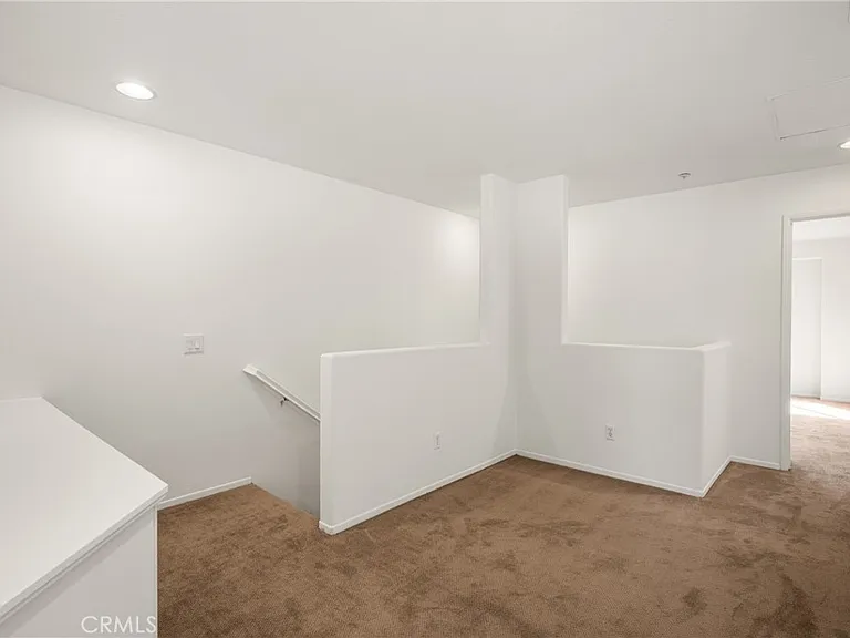 24 Crestline #103 — Photo 18