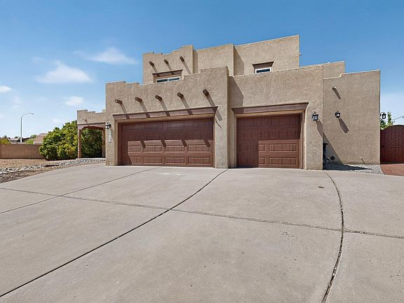 3rd image of 4123 Rancho Gusto NW