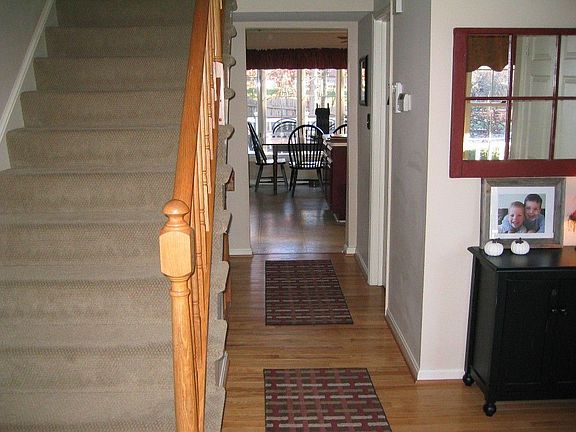 Spacious Foyer