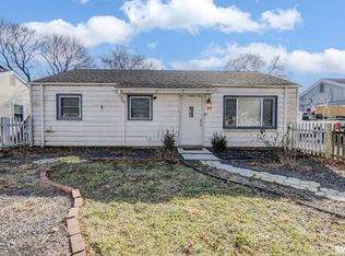 8 Bunn Ct, Springfield, IL 62703