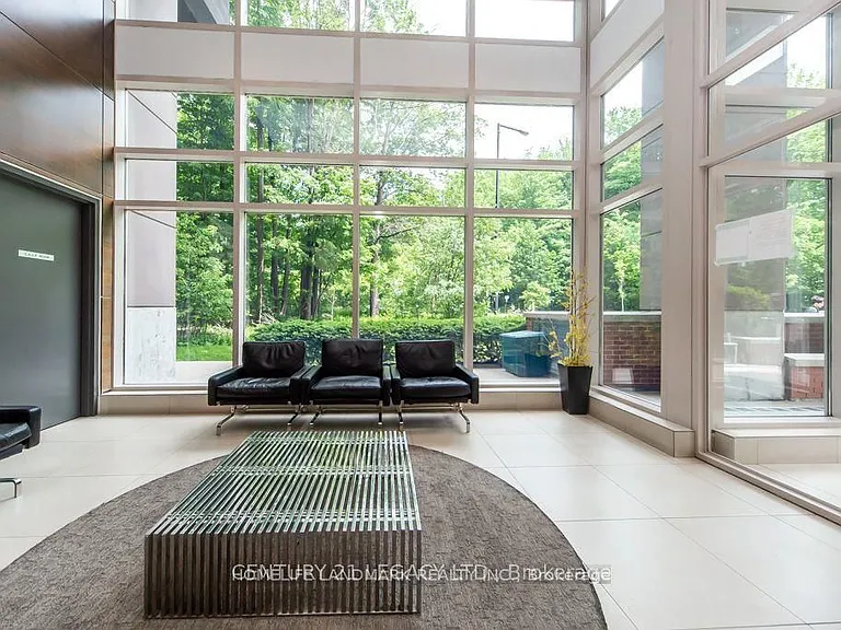 190 Borough Dr #1010 — Photo 4