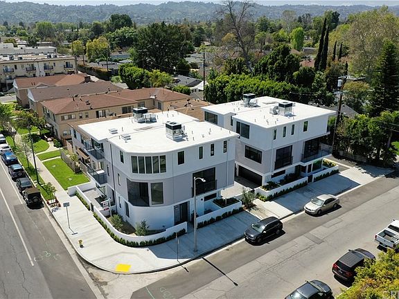 4th image of 5061 W Laurel Canyon Blvd