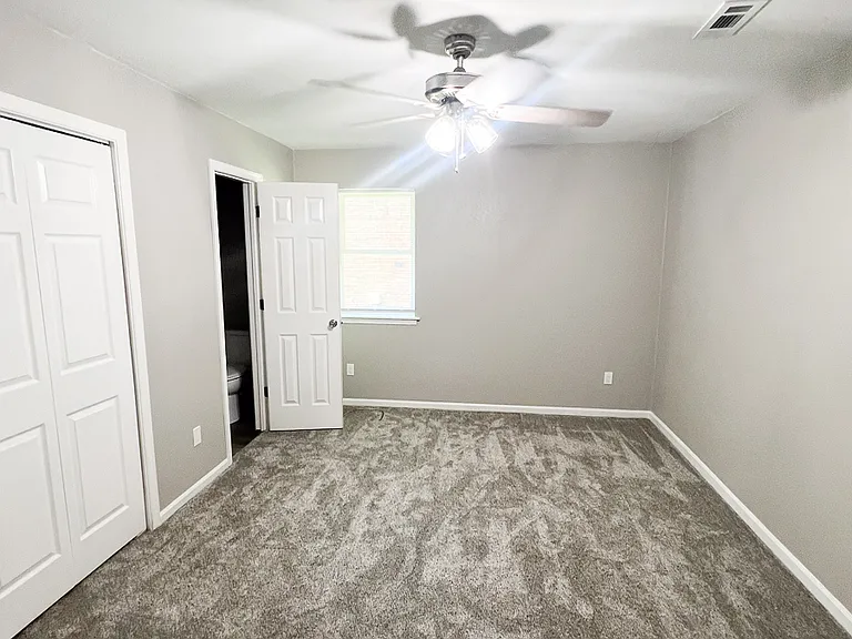 6021 Camellia Dr #A — Photo 12
