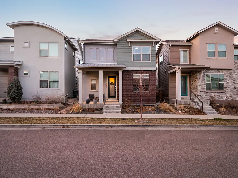 1385 W 66th Pl — Photo 3