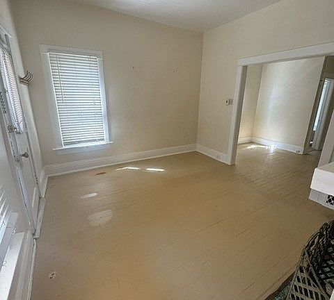 5th image of 443 N Emerson St