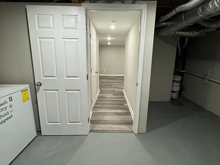 1513 Aldeney Ave — Photo 17