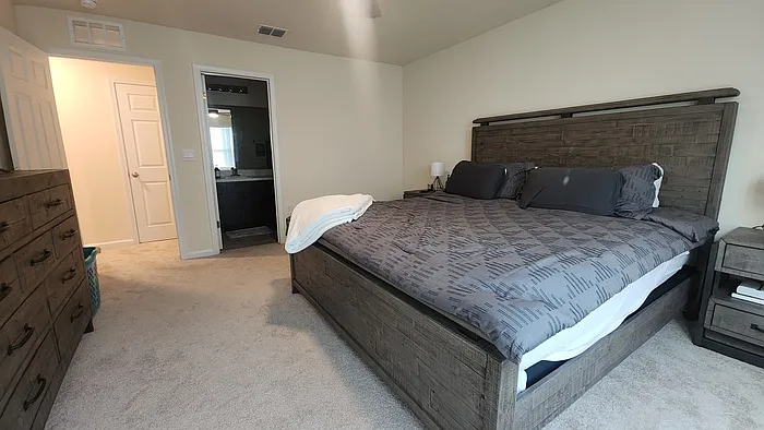 37 Temple Dr — Photo 25