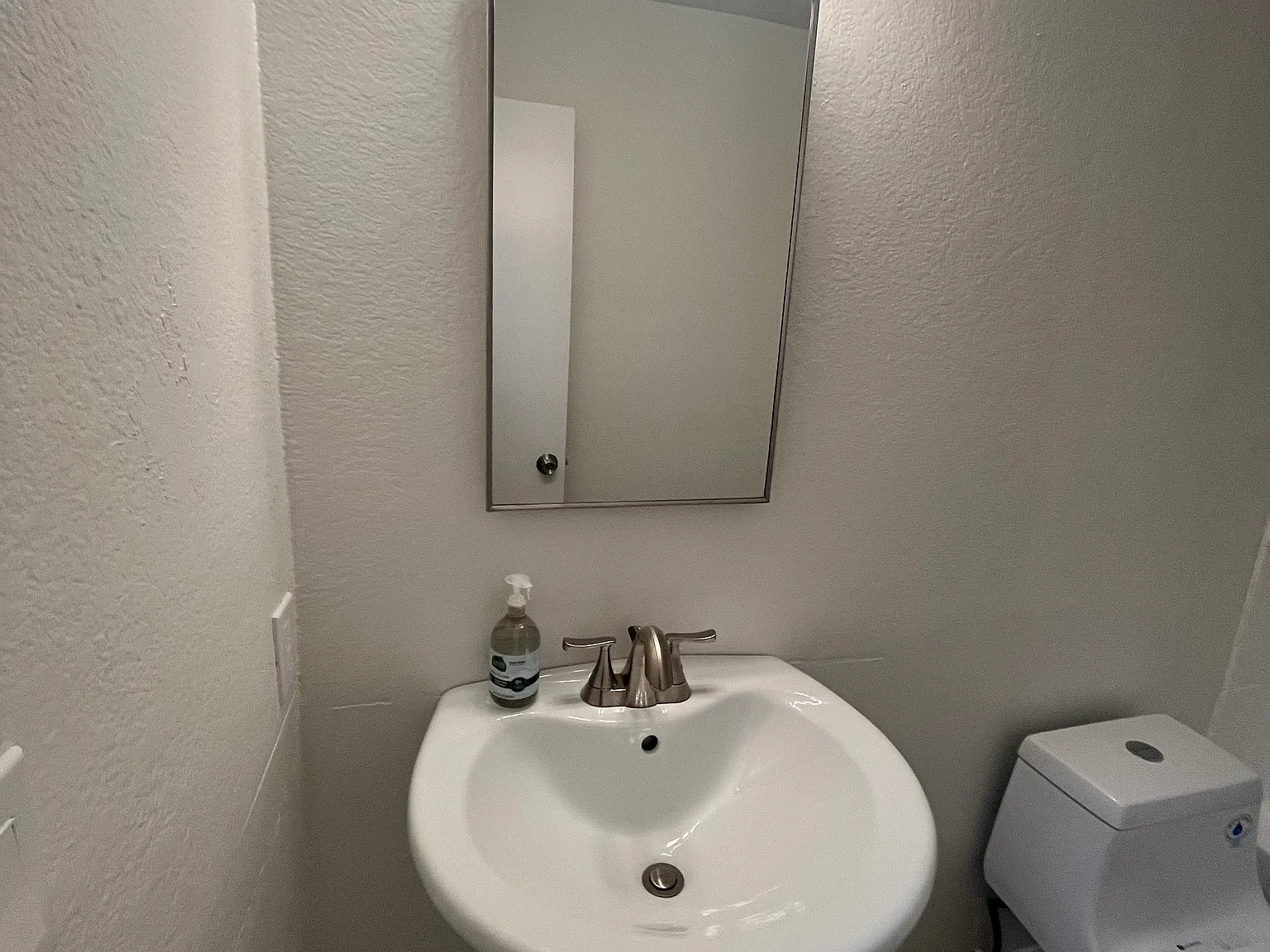 520 Elm Dr — Photo 4
