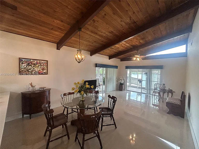 322 Briarwood Cir #1-17 — Photo 13