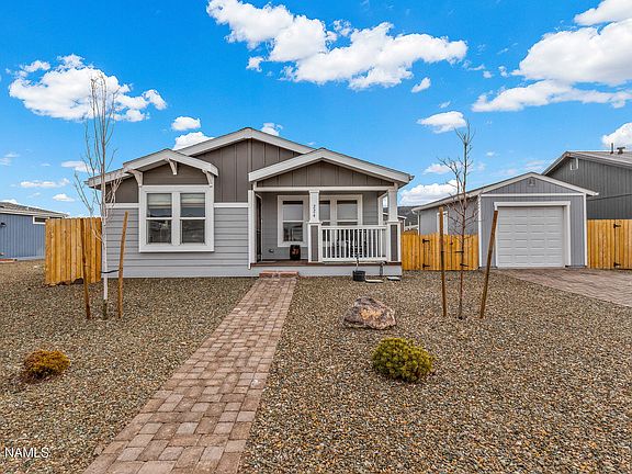 4th image of 224 N Morse Ave