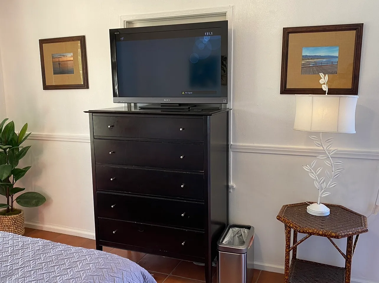 Studio, 250 sqft, $2,300 — Photo 3