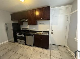 7320 S Ridgeland Ave, Chicago, IL 60649