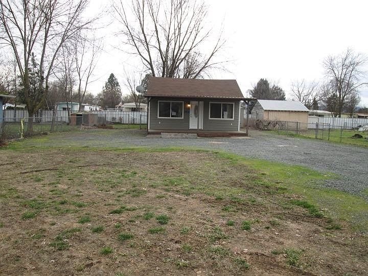 1st image of 364 De Barr Ave