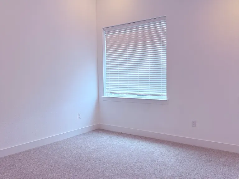 1417 Kramer Ln #7 — Photo 21