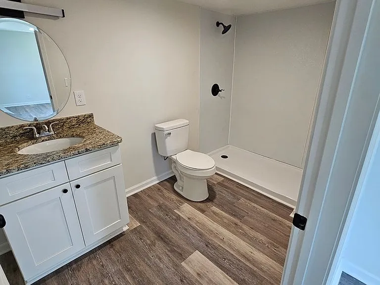 118 Arms Rd — Photo 7