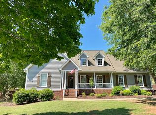 1091 Lakeside Dr, Bishop, GA 30621