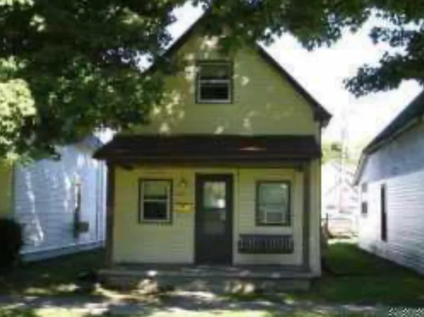 432 Cottage Ave, Rushville, IN 46173