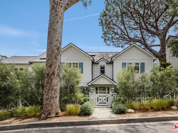 782 Ranch Ln, Pacific Palisades, CA 90272