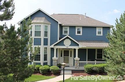 Front of House
						:
						Great covered front porch facing walking path and clubhouse/pool.