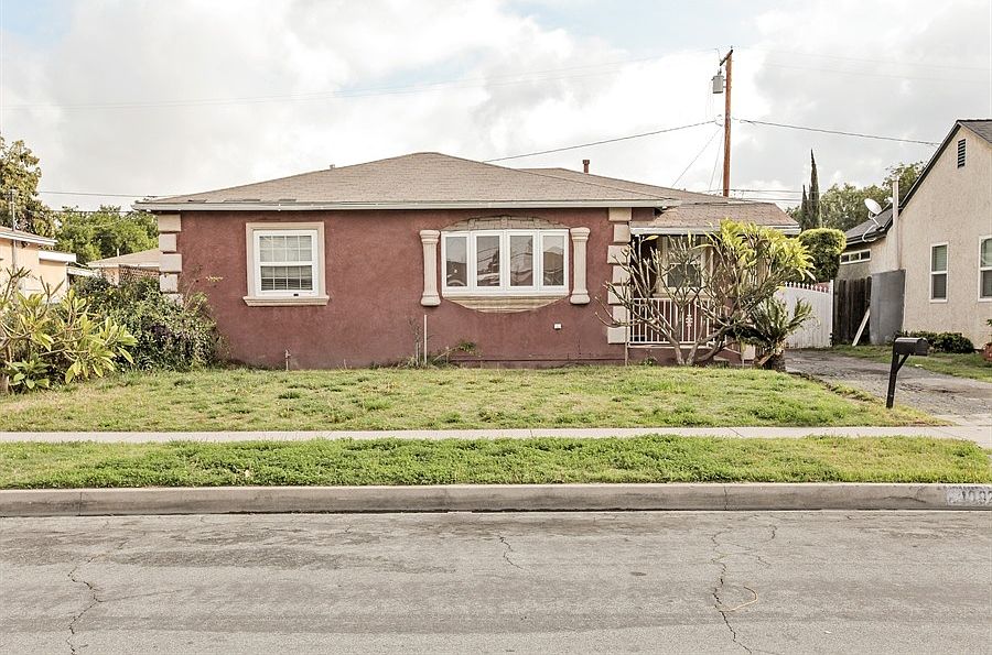 1st image of 10921 Saragosa St