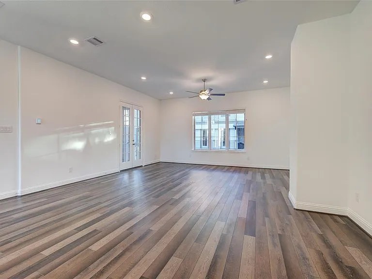 1415 Adell Rose Ln — Photo 44