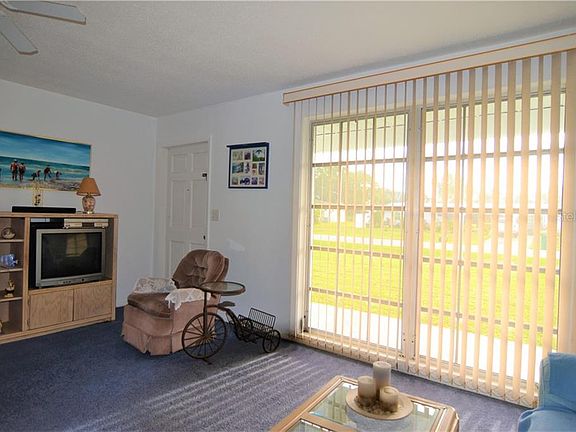 3rd image of 550 W Tarpon Blvd NW