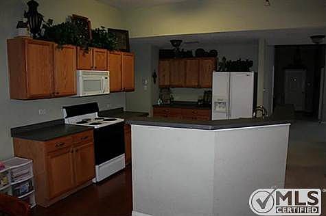 4th image of 2900 Wild Oak Ln