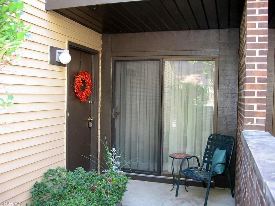 1st image of 512 Forsythia Ln #64