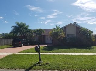 574 SW 169th Ave, Fort Lauderdale, FL 33326