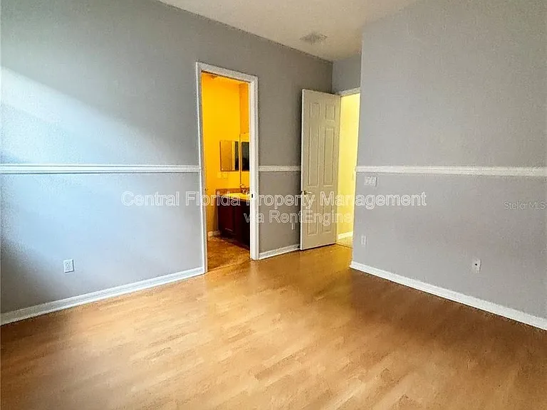 16127 Bristol Lake Cir — Photo 31