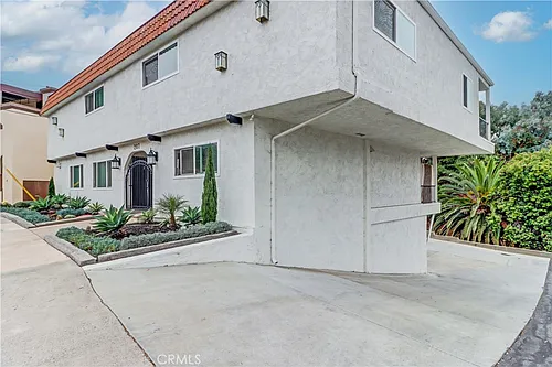 207 W Marquita Photo 1