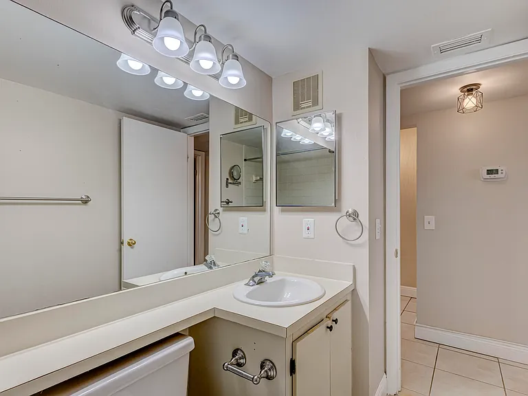 601 Sabal Ridge Cir #A — Photo 46